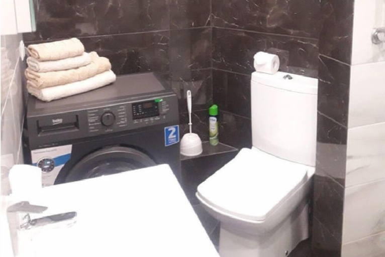 Bathroom, PaulMarie Apartments on Gercena 16a, Vitsyebsk