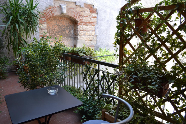 Others 5, Da Virginia B&B, Verona