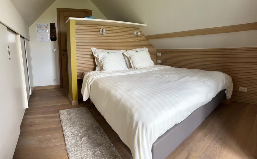 Others 4, B&B - Ter Douve, West-Vlaanderen