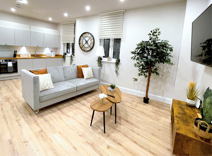 Others 5, Shrewsbury apartments by BEVOLVE - Free Parking , Shropshire