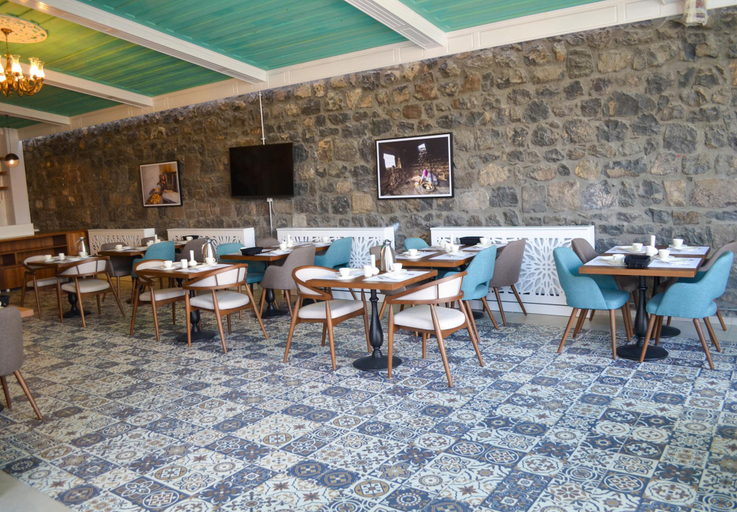 Food & Drinks 5, Qrista Managed by Dedeman, Merkez