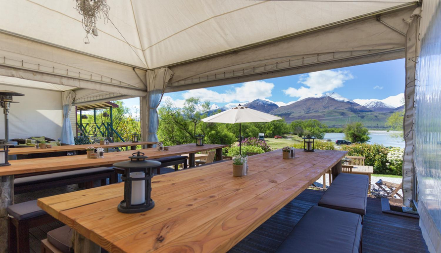 Food & Drinks 4, Kinloch Wilderness Retreat, Queenstown-Lakes