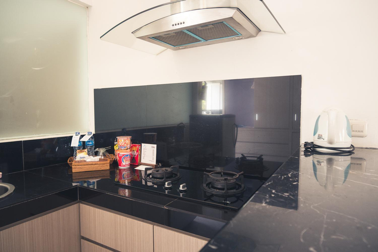 Dining Room 24