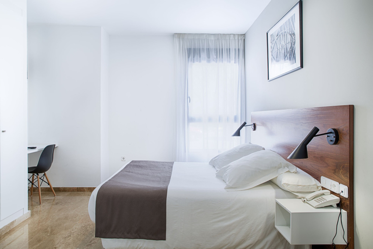 Bedroom 3, Hotel Plaza Alaquas, Valencia