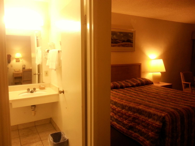 Bedroom 2, Villa Motel, San Luis Obispo