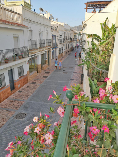 Others 5, Casa Familia Carabeo, Málaga