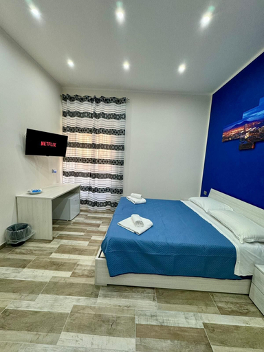 Bedroom 5, punto house ferrovia, Napoli