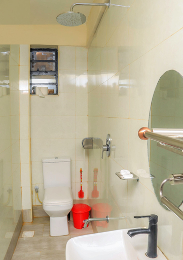 Bathroom 4, Hidden Treasure Lodge Chuka, Chuka/Igambang'Ombe