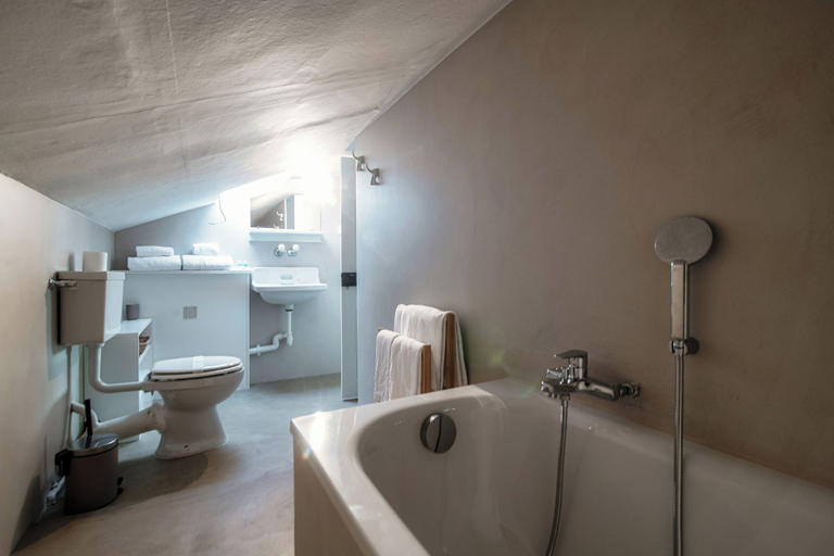 Bathroom 3, Mansarda Verde, Lugano