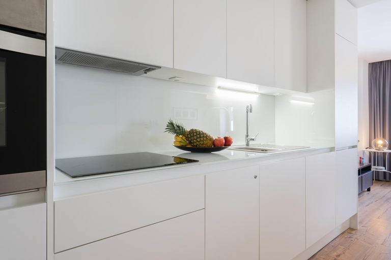 Others 3, Host Wise - Charming Welcoming Flat - Centrally Located, Porto