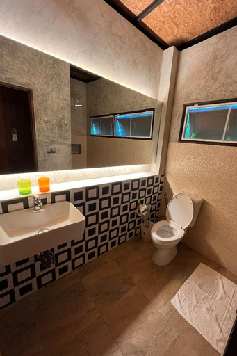 Bathroom 3