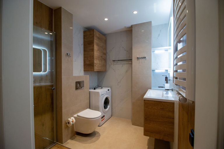 Bathroom, Apartament AVIATOR lokalizacja w centrum, Nowy Targ