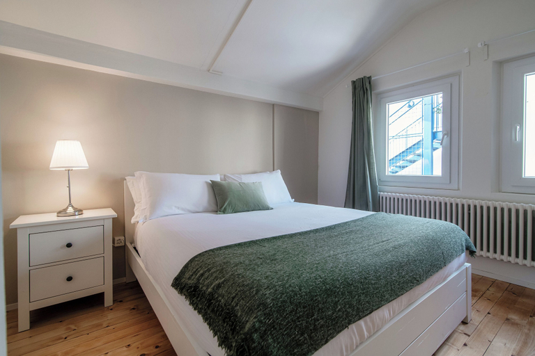 Room 5, Mansarda Verde, Lugano