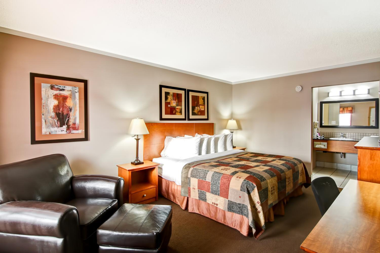 Bedroom 3, Canalta Stettler, Division No. 7