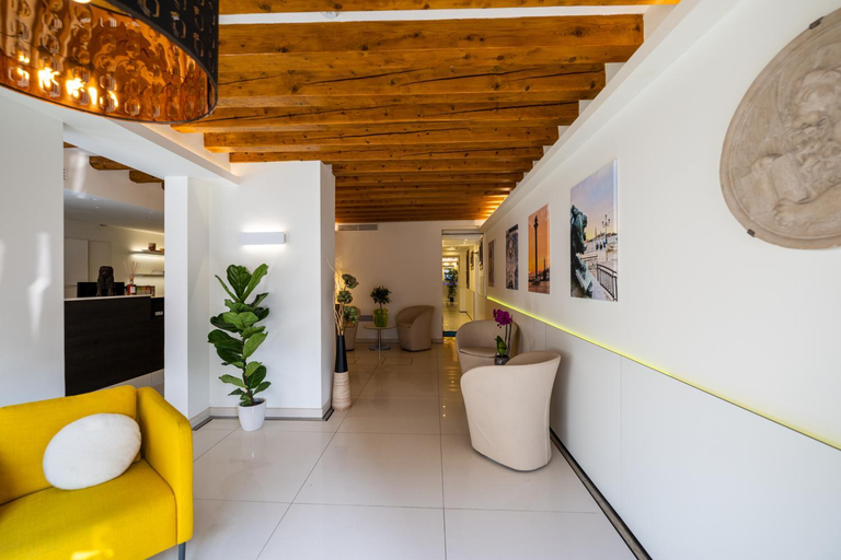 Public Area 2, Leone Hotel, Venezia