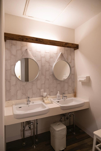 Bathroom 3, HOTEL BOTH, Shari