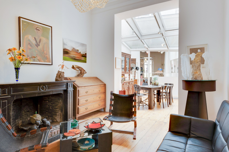 Others 4, Saint Catherine Art Residence, Bruxelles