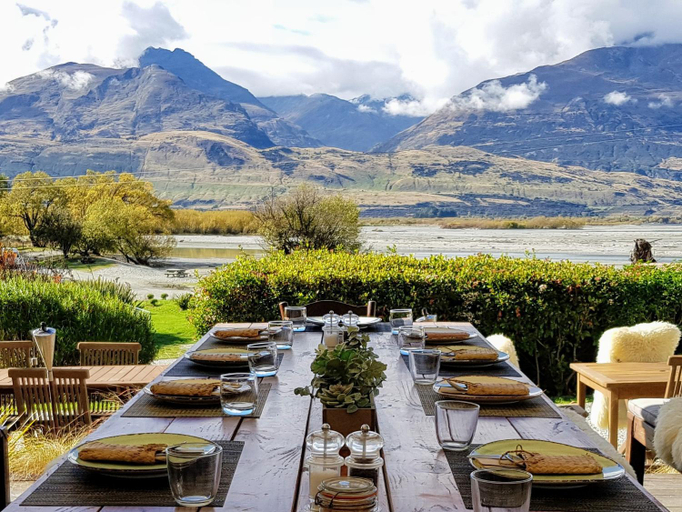 Food & Drinks 4, Kinloch Wilderness Retreat, Queenstown-Lakes