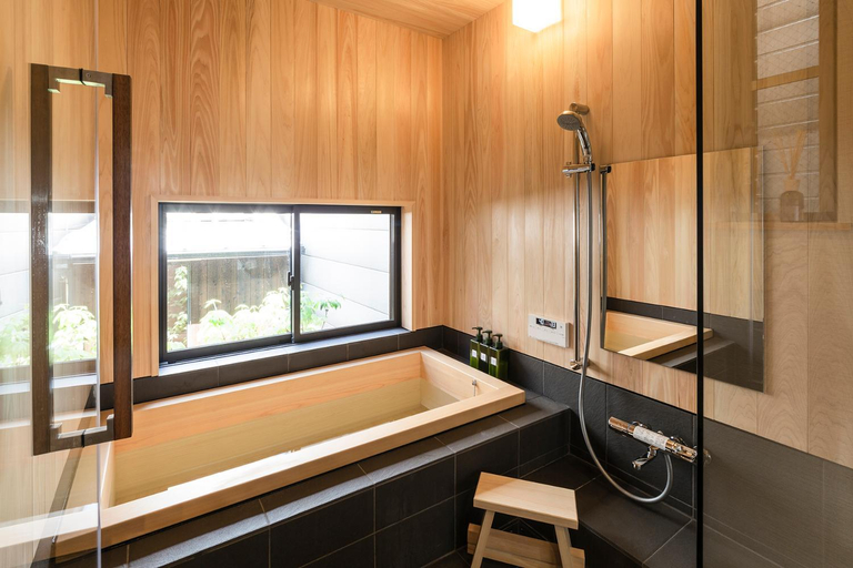 Bathroom 4, Hisashi, Kyoto