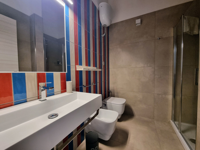 Bathroom 3, Ro agrimaison, Napoli