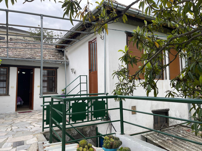 Exterior & Views 1, Guest House Bakuli, Gjirokastrës