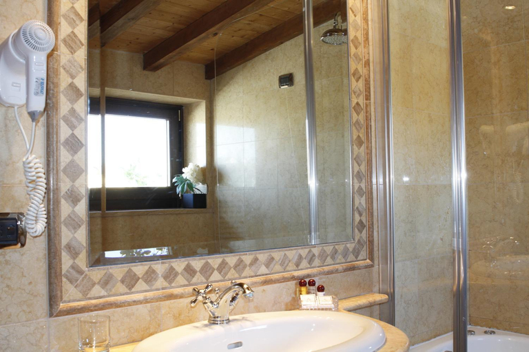 Bathroom 4, Hotel Villa Pinciana, Rome