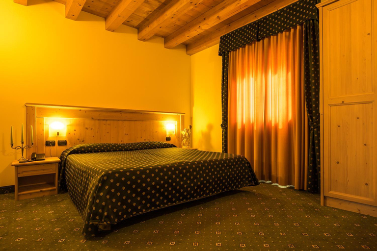 Bedroom 8