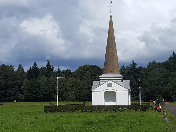 Others 4, De Priesnitzhoeve, Rheden