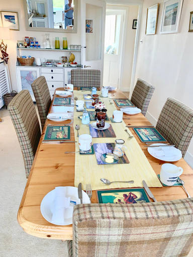Food & Drinks 4, No12 Bed and Breakfast, Fife