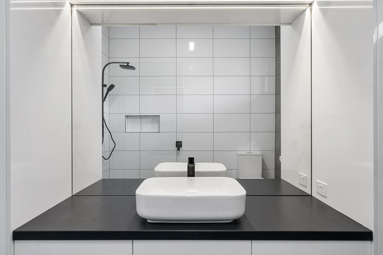 Bathroom 3, Benson House & Benson Lodge, Benalla - Benalla