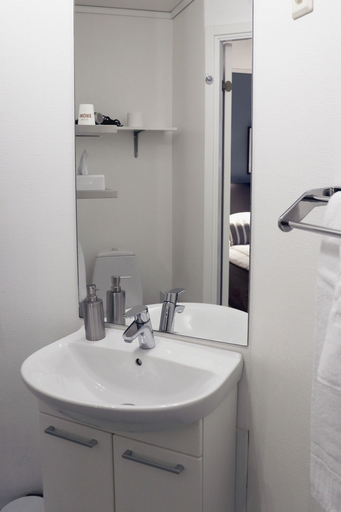 Bathroom 4, Hotell Miskarp, Mjölby