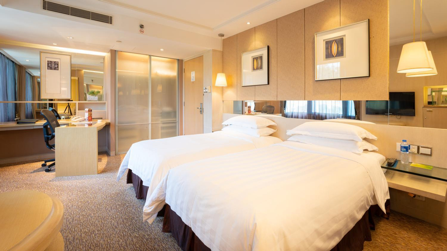 Bedroom 12