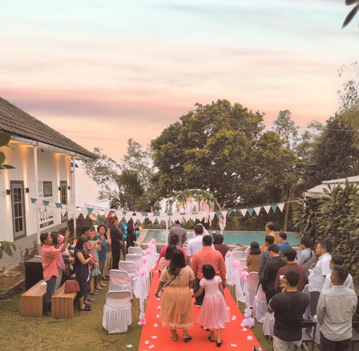 Food & Drinks, Villa Sky-Colorful Sunset, Camping Vibe, Bogor