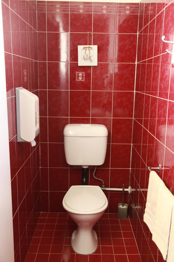 Bathroom 3, Hillview- Motel, Goulburn Mulwaree - Goulburn