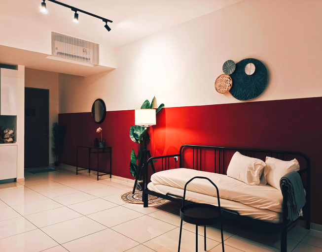 Bedroom 3, (New) Georgetown Execuite 2BR Homestay Suite@10pax, Pulau Penang
