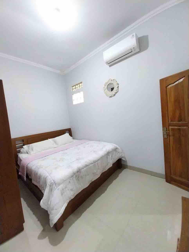 Bedroom 2, Guesthouse Hannia, Cirebon