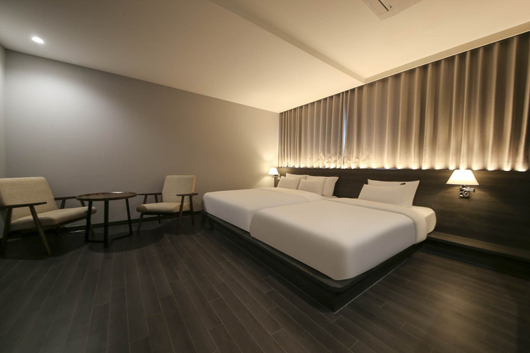 Bedroom 3, H Avenue Sangmu, Gwangsan
