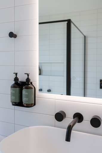 Bathroom 3, Mt Duneed Estate Winery, South Barwon - Inner