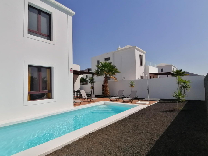 Others 2, Villa Bolboreta with private pool, Las Palmas