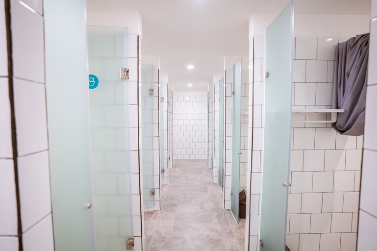 Bathroom 4