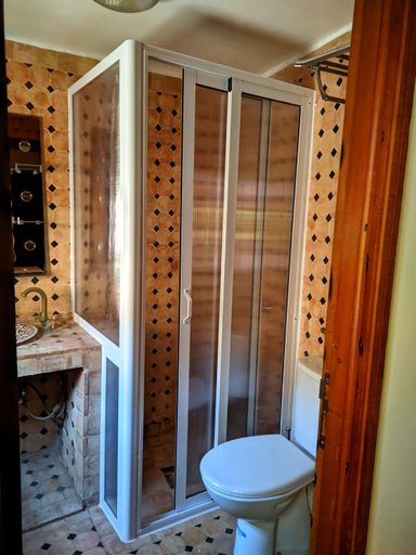 Bathroom 4, Fes Touria Palace, Fès