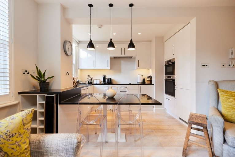 Others 4, The Chelsea Haven - Glamorous 1bdr Flat, London
