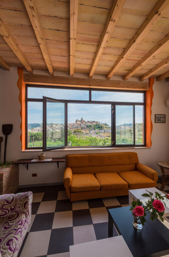 Bedroom 3, La Casa Rossa Country House, Enna