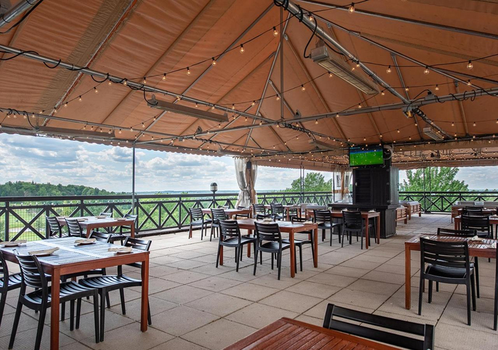 Food & Drinks 5, Hotel Chateau Bromont, La Haute-Yamaska
