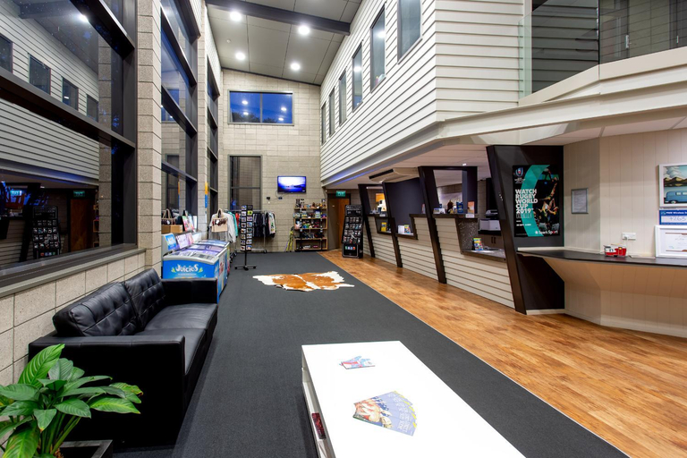 Public Area 4, Wellington TOP 10 Holiday Park, Hutt city