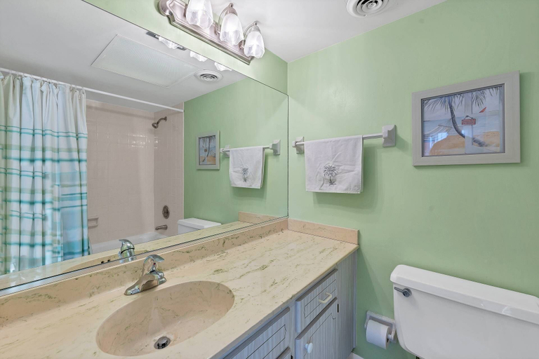Bathroom 4, San Marco 5th Floor With Private Beach, Sarasota