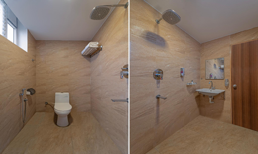Bathroom 5, Treebo Golden Swan Tambaram, Kancheepuram