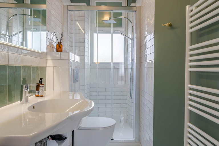 Bathroom 5