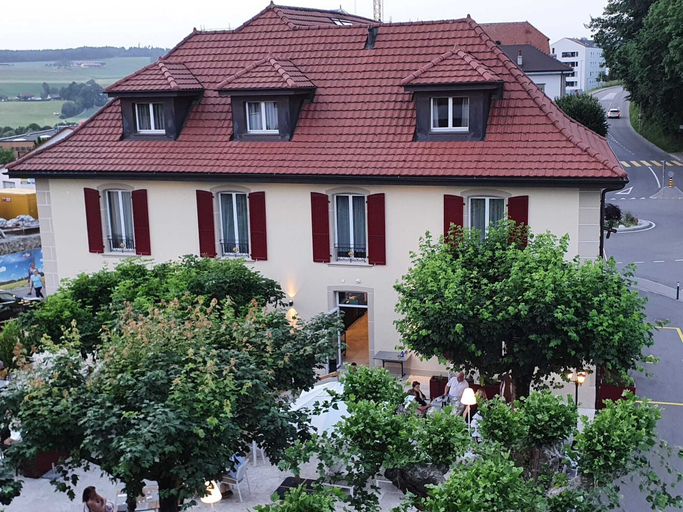 Exterior & Views 2, Hotel La Belle Croix, La Glâne