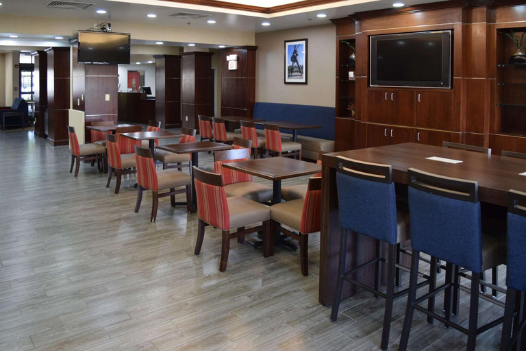 Food & Drinks 5, Comfort Suites Olive Branch West, Desoto